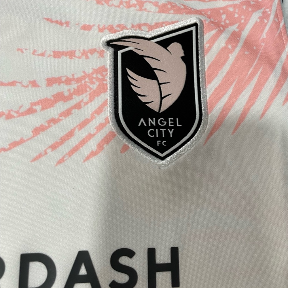 Angel City FC Authentic Nike Women’s Soccer Jersey - Picture 3 of 16